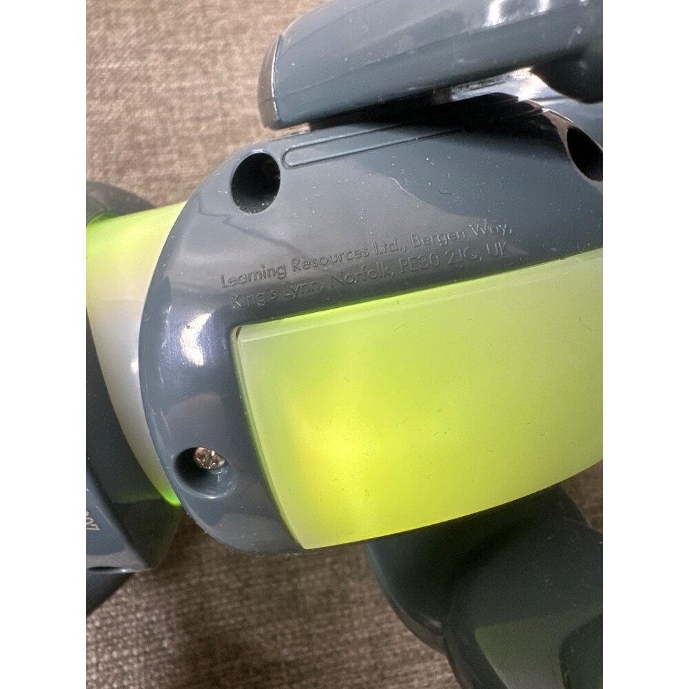 Pyxel Interactive Robotic Dog Toy LED Lights Learning Features & Motion Wheels - Picture 6 of 11